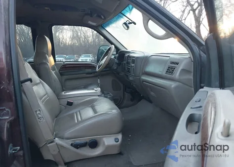 2001 Ford Excursion Limited from USA, damaged, VIN 1FMSU43FX1EB99093